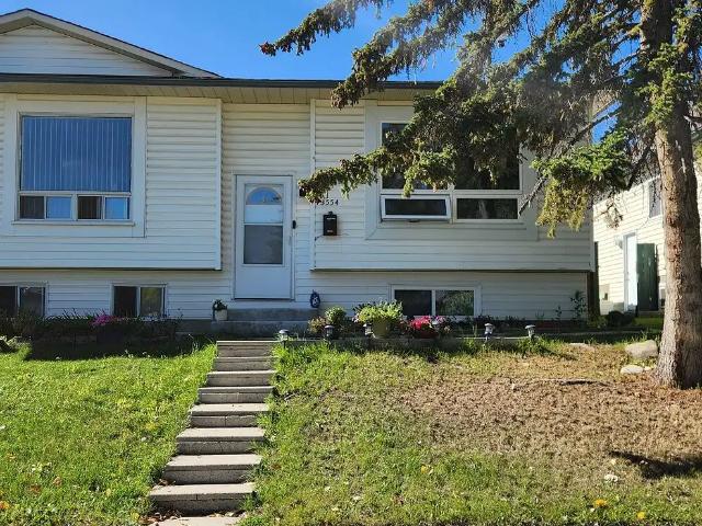 House for rent in Cedarbrae, Calgary