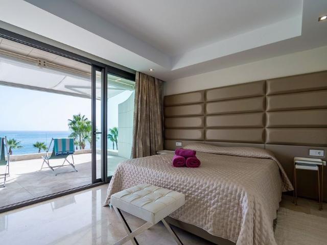 Casa en alquiler en Barriada Islas Canarias, Estepona