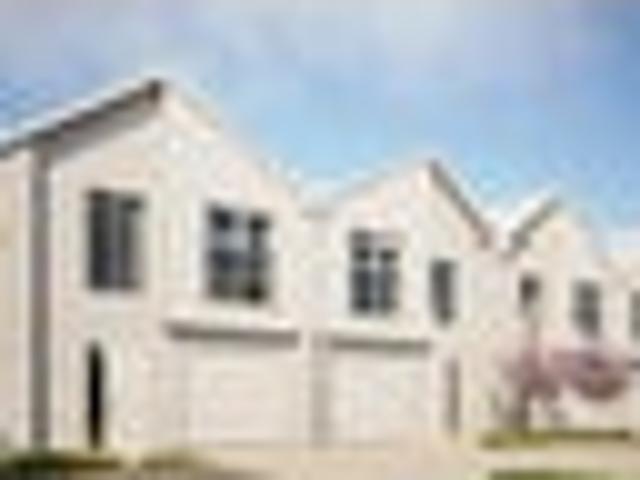 House for sale in Chaslands, Canterbury
