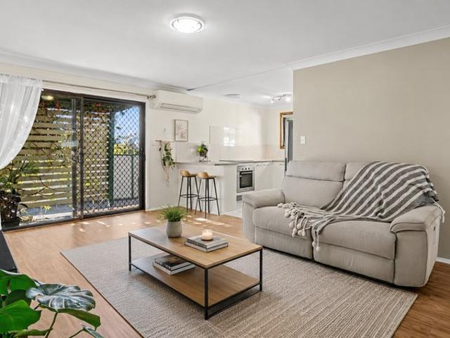 Duplex for sale in Fernbrook, Queensland