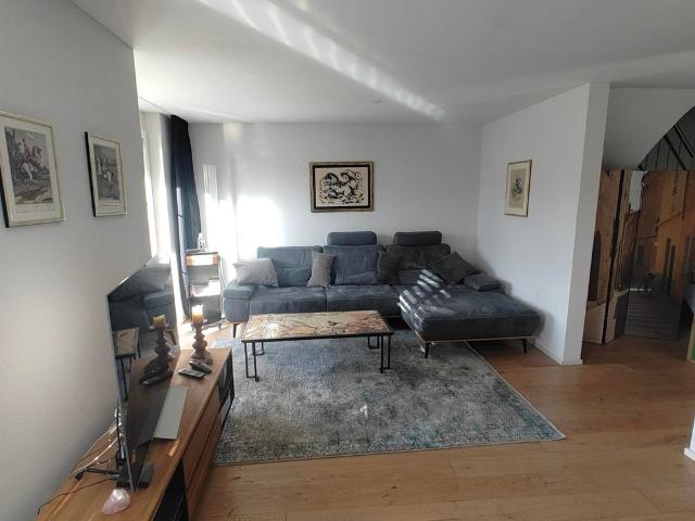 Apartment mieten in Hüntwangen, Bezirk Bülach