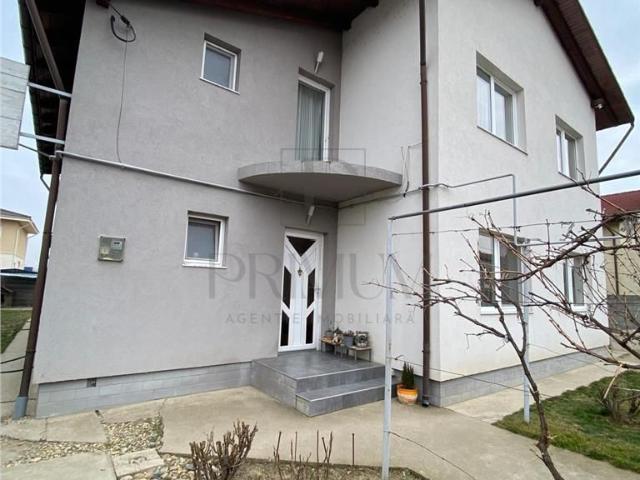 Casă vânzări