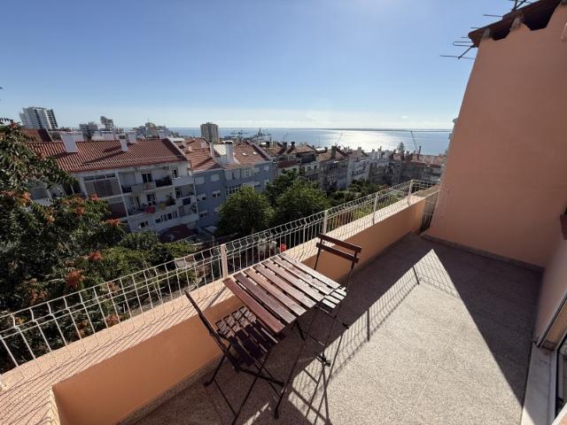 Duplex alugar em São Vicente de Fora, Lisboa
