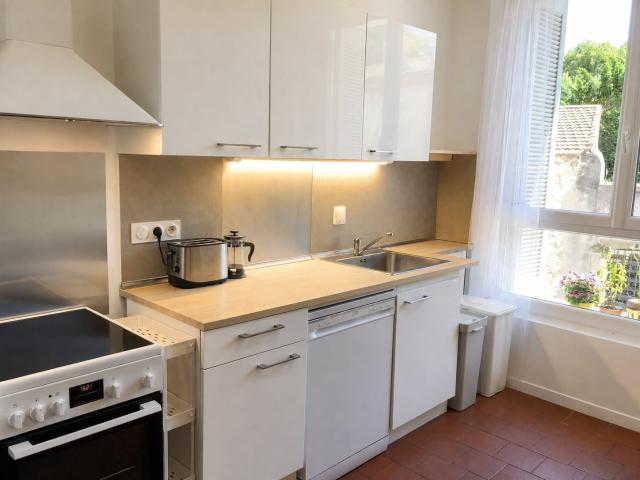 Duplex location à Aix-en-Provence, Lambesc