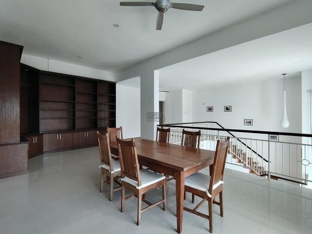 Apartment for rent in Hillside, George Town