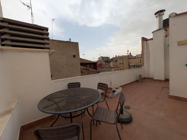 Apartamento en alquiler en Casco Histórico, Zaragoza