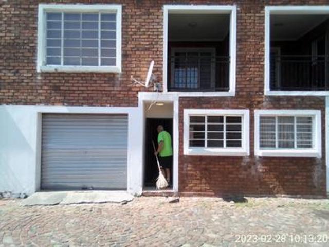 House for sale in Waterkloof, Gauteng
