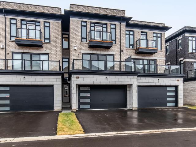 House for rent in Oakville, Ontario