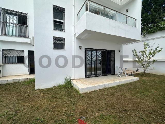 Maison location à ضفاف البحيرة, تونس