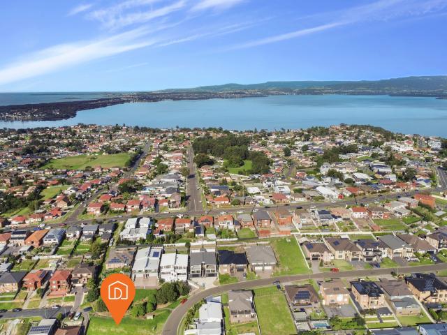 Property for sale in Lake Heights, Wollongong City Council