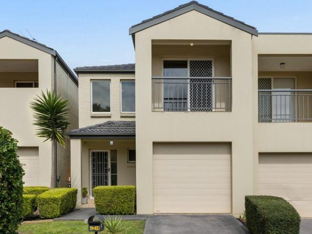 Townhouse for sale in Casula, Sydney