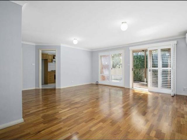 Townhouse for rent in Sydney, New South Wales