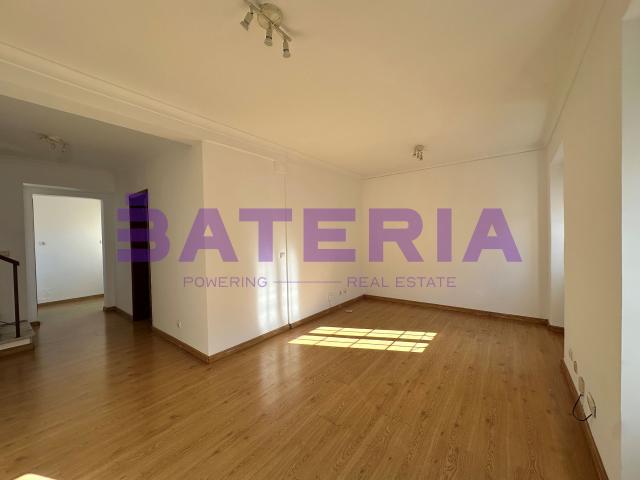 Apartamento venda em Baixa de Algés, Oeiras