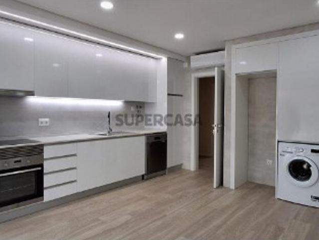 Casa venda em Castelo Branco, Canhoso