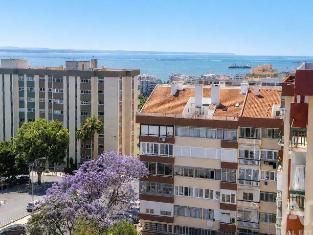 Apartamento venda em Nova Oeiras, Oeiras