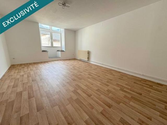 Appartement vente à Louhans-Châteaurenaud, Cuiseaux