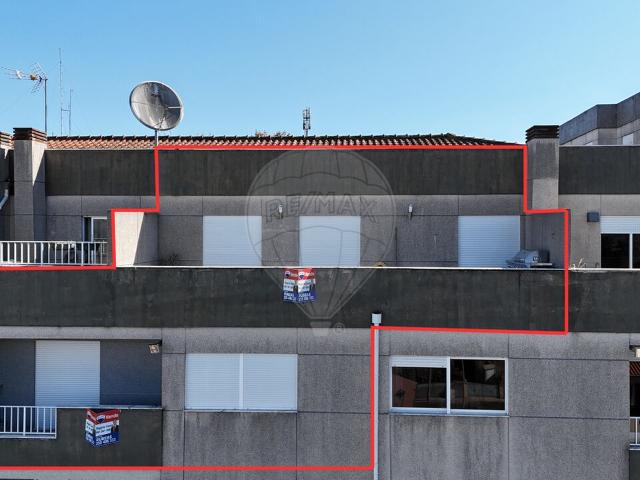 Apartamento venda em Felgueiras, Porto