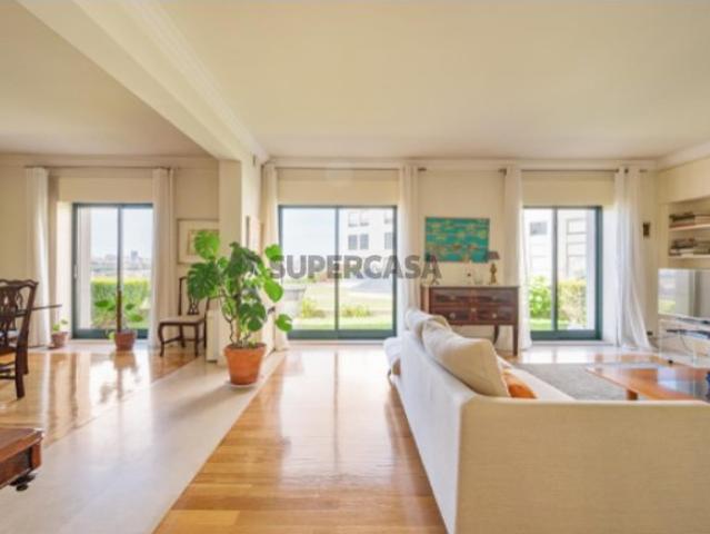 Armazém venda em Bairro Estrela D'Ouro, Lisboa
