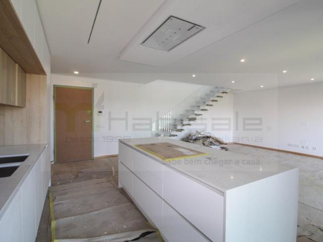 Duplex venda em Almada, Setúbal