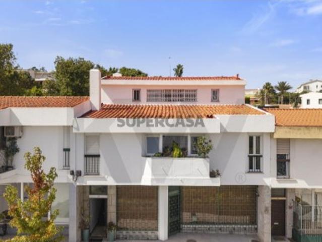 Casa venda em Damaia, Amadora