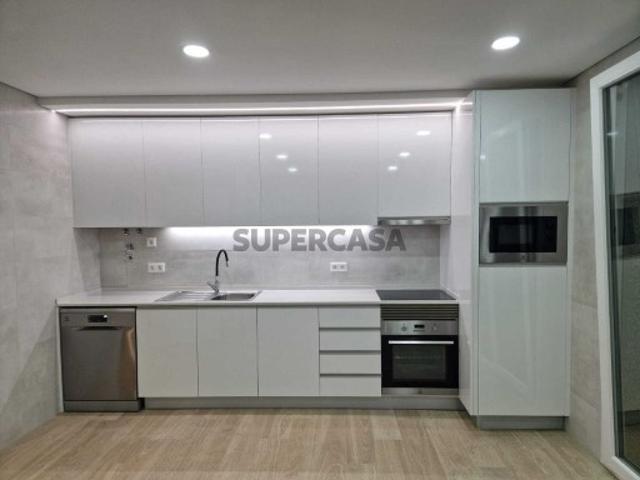 Casa venda em Castelo Branco, Canhoso