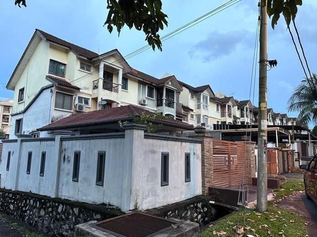 Townhouse for sale in Kajang, Langat