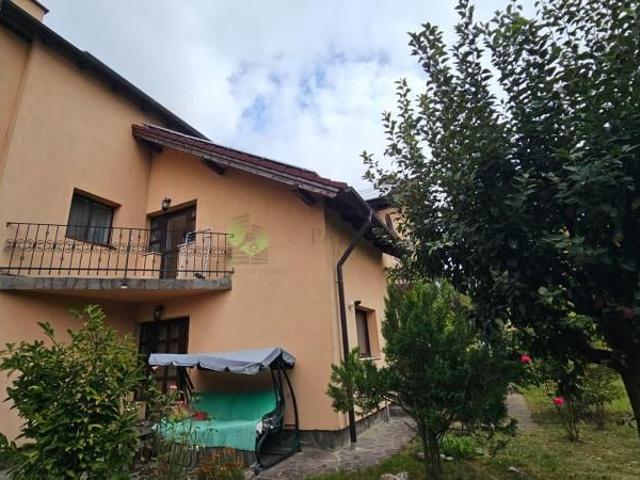 Casă închirieri în Centrul istoric (Cetatea), Brașov