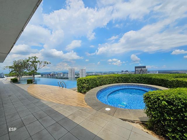 Serviced Residence for sale in Tanjong Sepat, Selangor