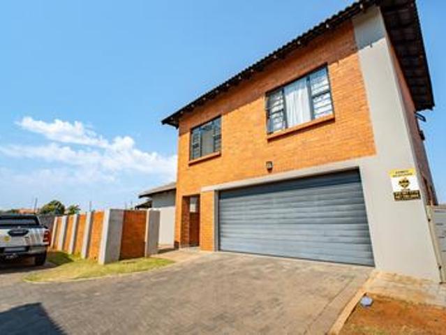 House for sale in Waterkloof, Gauteng