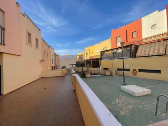 Dúplex en venta en Villa Blanca, Almería