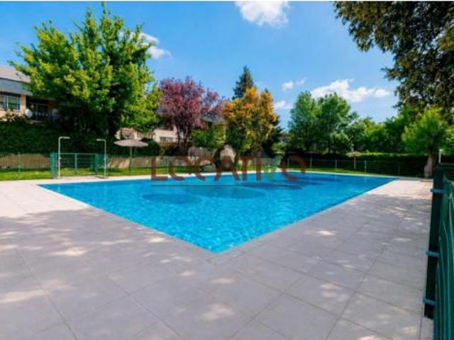 Dúplex en venta en Alpedrete, Madrid