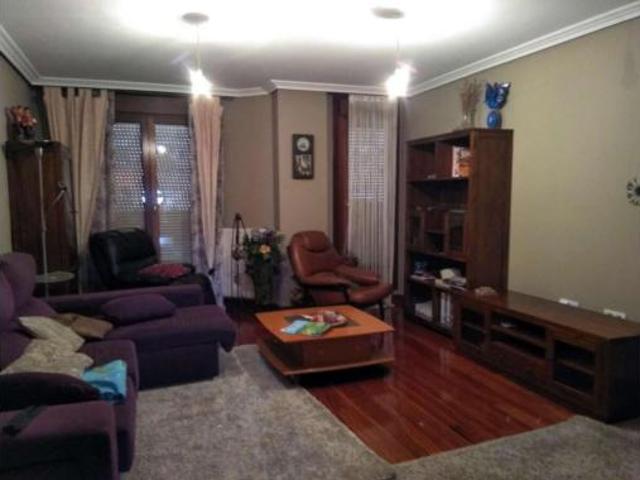 Dúplex en venta en L'Alfaraz, Avilés