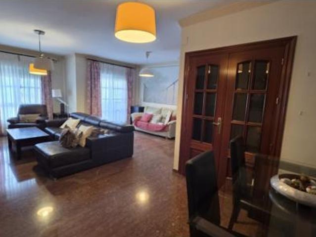 Dúplex en venta en Baena, Andalucía