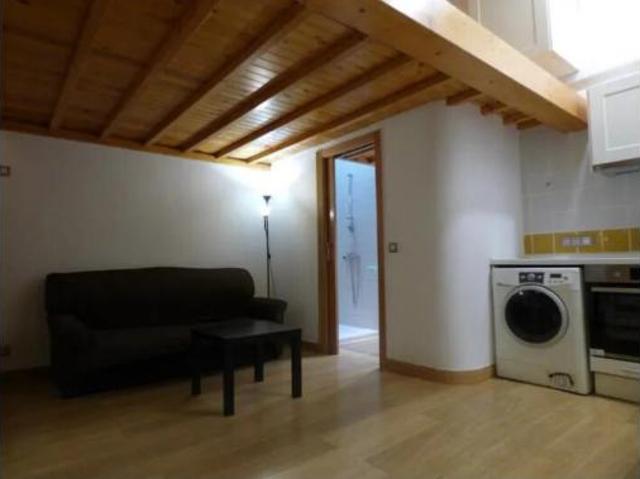 Dúplex en venta en Nou Barris, Barcelonès