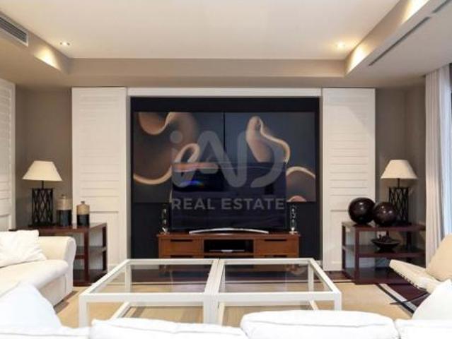 Dúplex en venta en les Corts, Barcelonès