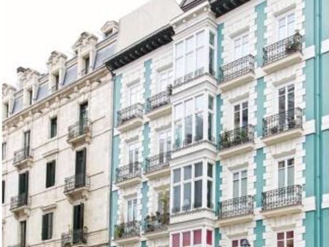 Dúplex en venta en Abando, Bilbao