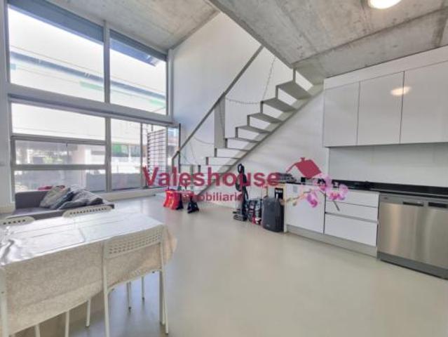 Dúplex en venta en Camarma De Esteruelas, Madrid