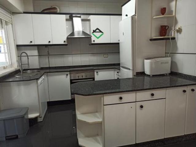 Dúplex en venta en Cangas, Romarigo