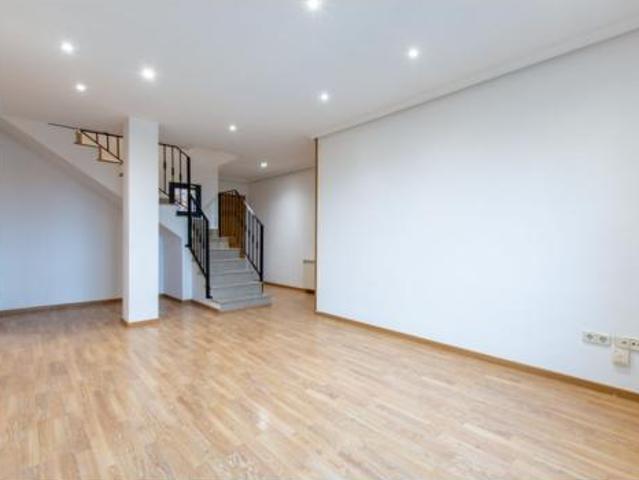 Dúplex en venta en Casarrubios Del Monte, Castilla-La Mancha