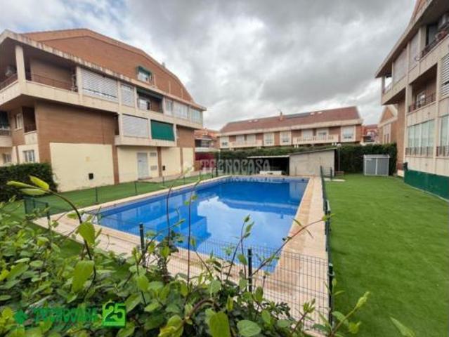 Dúplex en venta en Los Ángeles, Ciudad Real