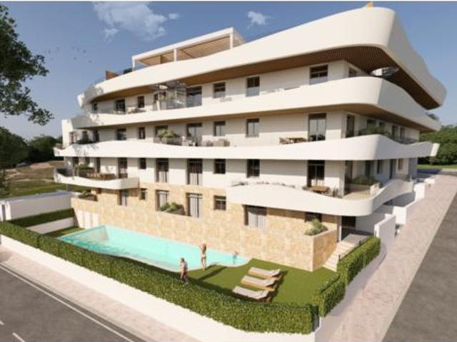 Dúplex en venta en Barriada Islas Canarias, Costa del Sol Occidental