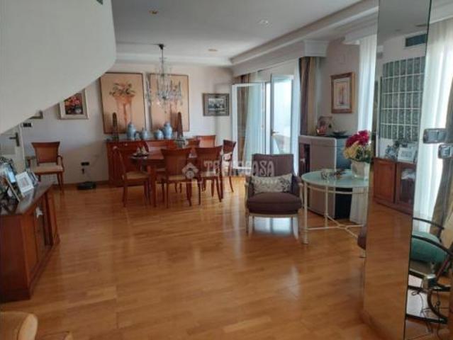 Dúplex en venta en Granada, Ronda