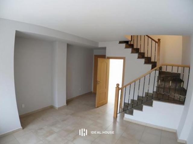 Dúplex en venta en Griñón, Madrid