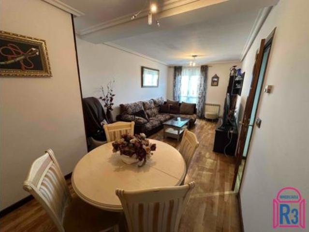 Dúplex en venta en Armunia, León