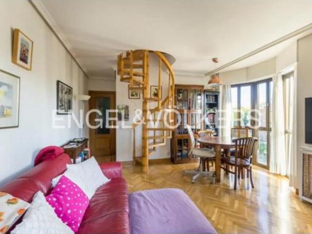 Dúplex en venta en San Pascual, Madrid