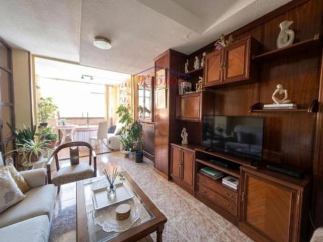 Dúplex en venta en Media Legua, Madrid