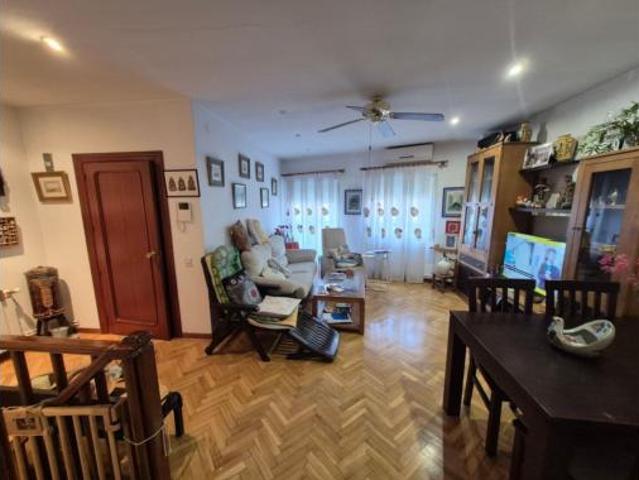 Dúplex en venta en Puente de Vallecas, Madrid