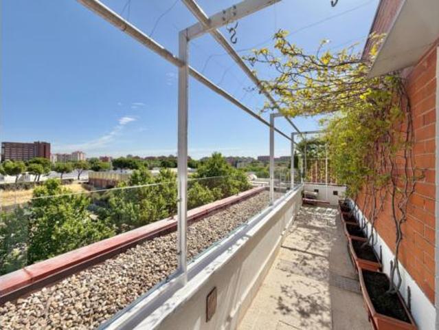 Dúplex en venta en Puente de Vallecas, Madrid
