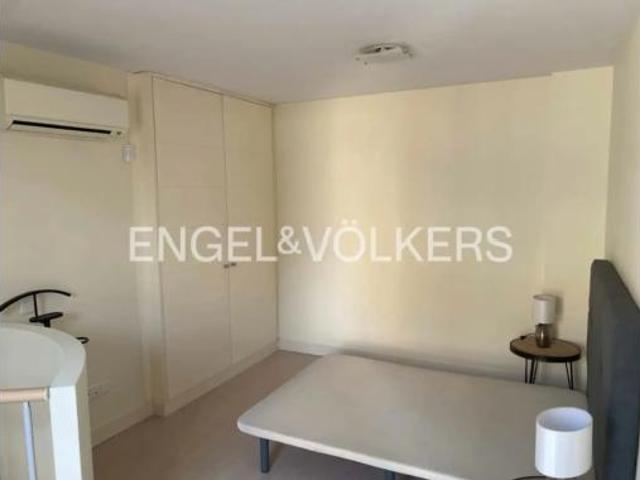 Dúplex en venta en Valdeacederas, Madrid