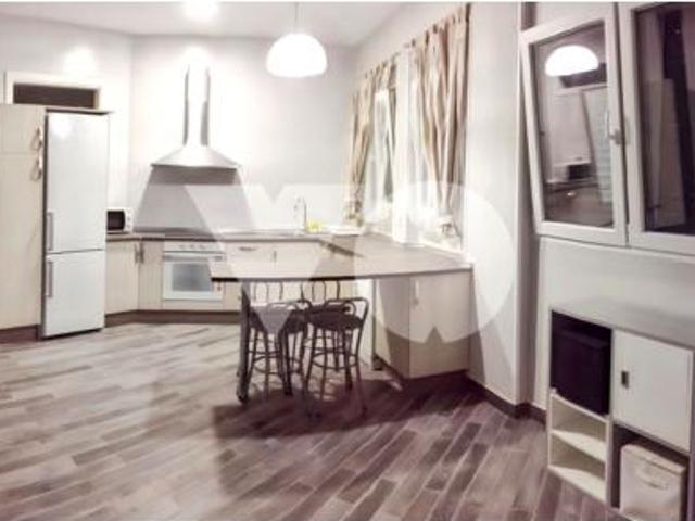 Dúplex en venta en Ciudad Lineal, Madrid